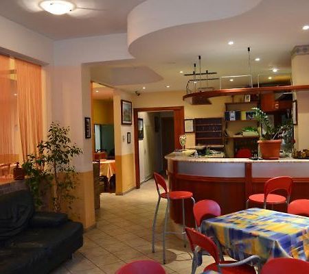 Donau Hotell Rimini Eksteriør bilde